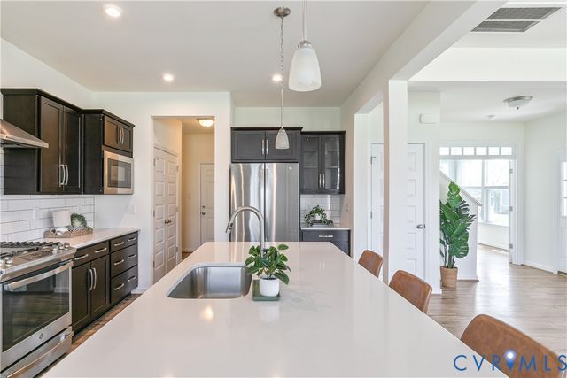9262 Marl Ridge Ln, Hanover, VA 23116