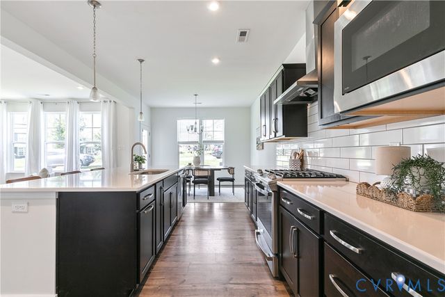 9262 Marl Ridge Ln, Hanover, VA 23116