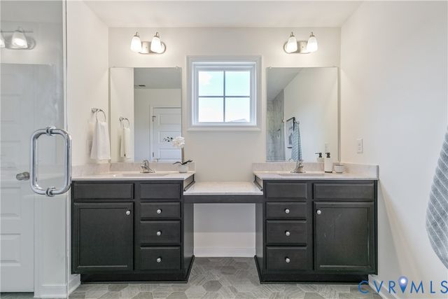 9262 Marl Ridge Ln, Hanover, VA 23116