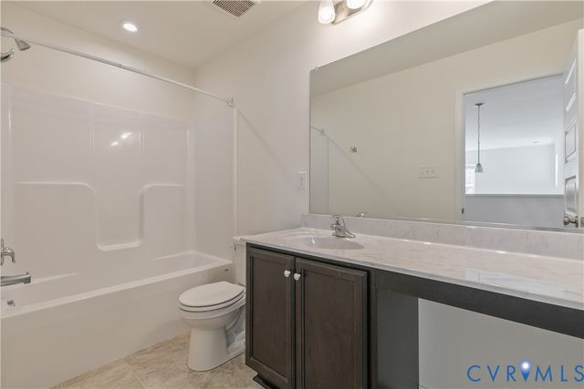 9262 Marl Ridge Ln, Hanover, VA 23116