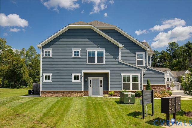 9262 Marl Ridge Ln, Hanover, VA 23116