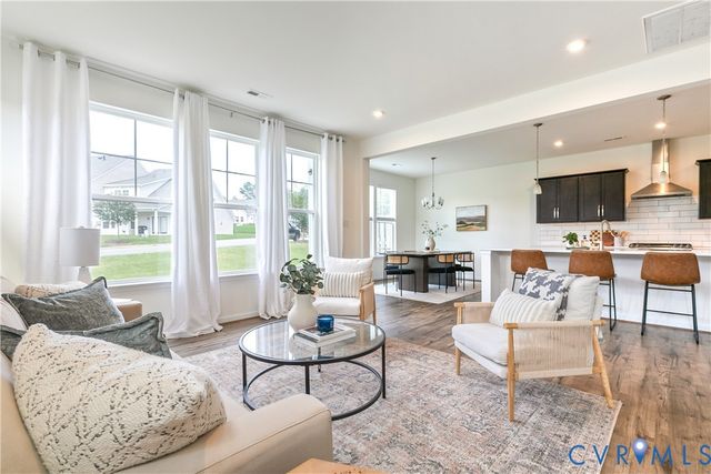 9262 Marl Ridge Ln, Hanover, VA 23116