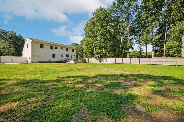 67 Huber RD, Newport News, VA 23601