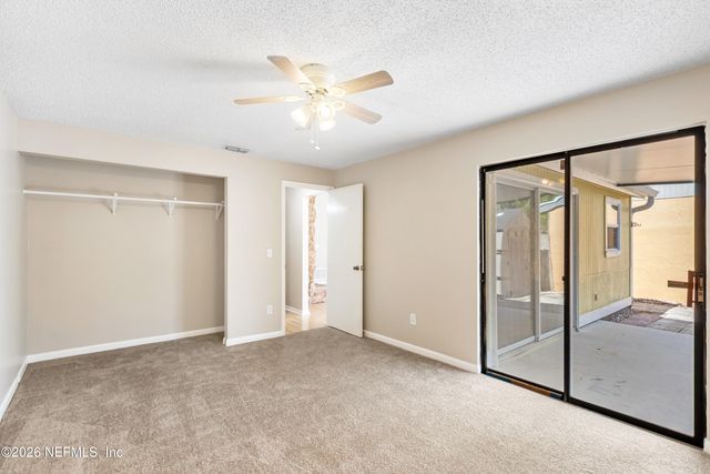 8234 DAISY Lane N, Jacksonville, FL 32244