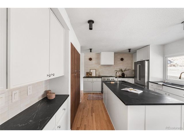 7290 S Cook Cir, Centennial, CO 80122