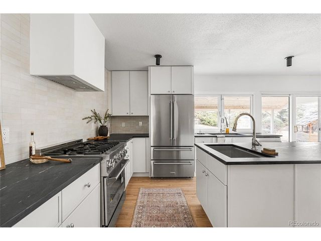 7290 S Cook Cir, Centennial, CO 80122