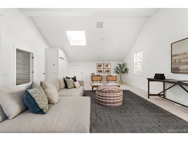 7290 S Cook Cir, Centennial, CO 80122