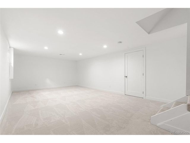 7290 S Cook Cir, Centennial, CO 80122