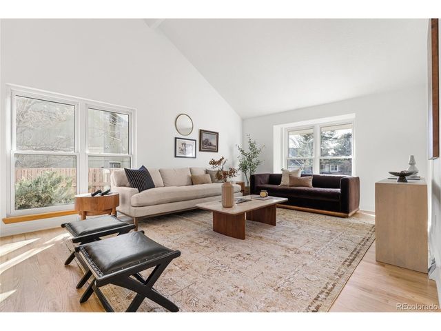 7290 S Cook Cir, Centennial, CO 80122