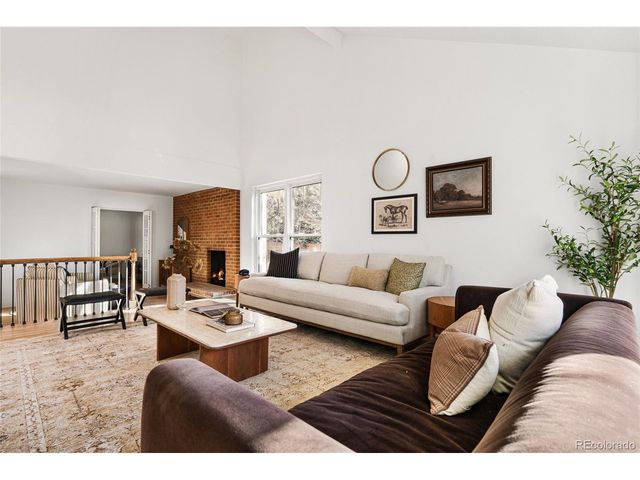 7290 S Cook Cir, Centennial, CO 80122