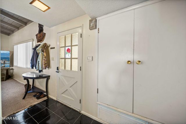 10872 Peach Avenue, Hesperia, CA 92345