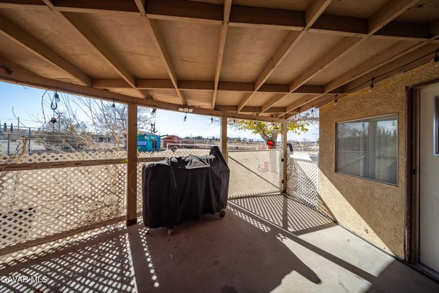 10872 Peach Avenue, Hesperia, CA 92345