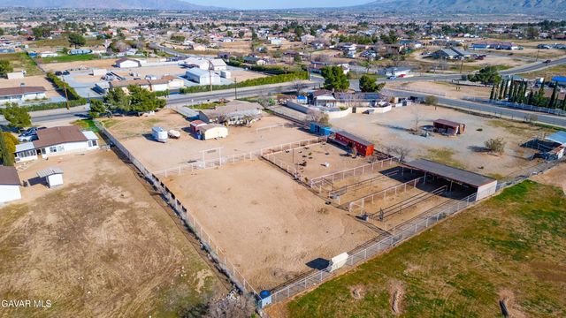 10872 Peach Avenue, Hesperia, CA 92345