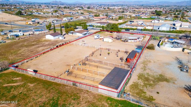 10872 Peach Avenue, Hesperia, CA 92345