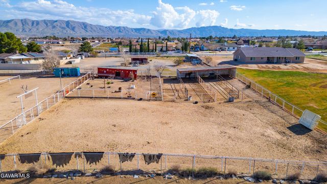 10872 Peach Avenue, Hesperia, CA 92345