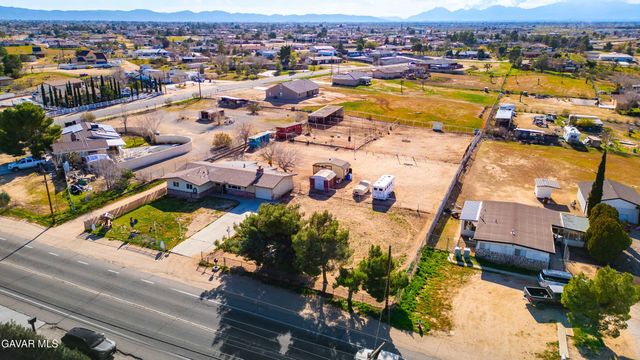 10872 Peach Avenue, Hesperia, CA 92345