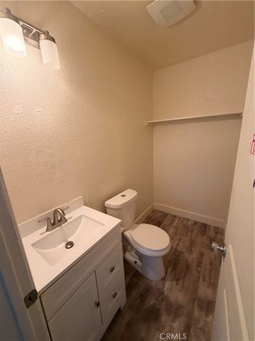 1016 N Vernon Avenue, Azusa, CA 91702
