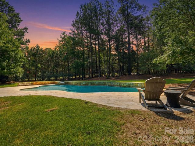 2073 Sugar Pond Court, Fort Mill, SC 29715