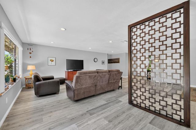 7917 Wildridge, Fair Oaks, CA 95628