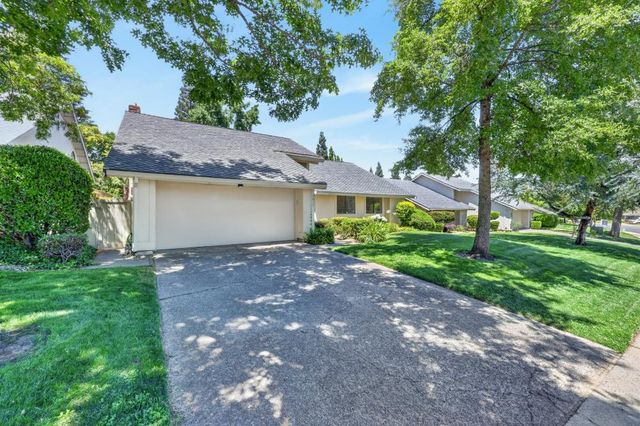 7917 Wildridge, Fair Oaks, CA 95628
