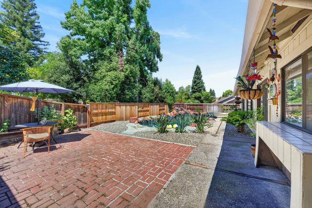 7917 Wildridge, Fair Oaks, CA 95628