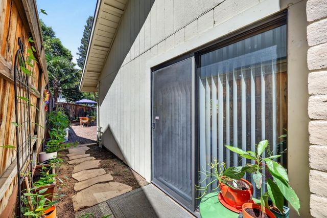 7917 Wildridge, Fair Oaks, CA 95628