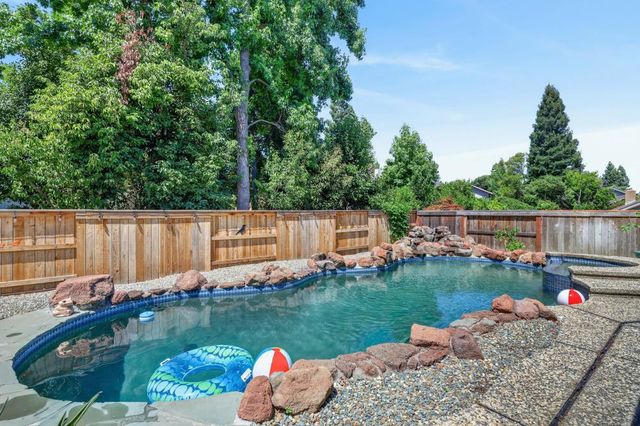 7917 Wildridge, Fair Oaks, CA 95628