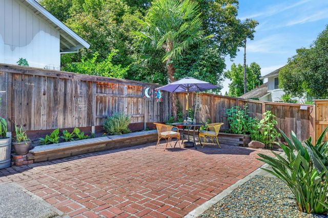 7917 Wildridge, Fair Oaks, CA 95628