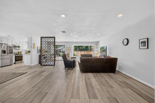 7917 Wildridge, Fair Oaks, CA 95628