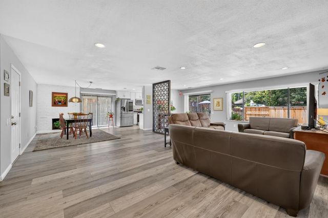 7917 Wildridge, Fair Oaks, CA 95628