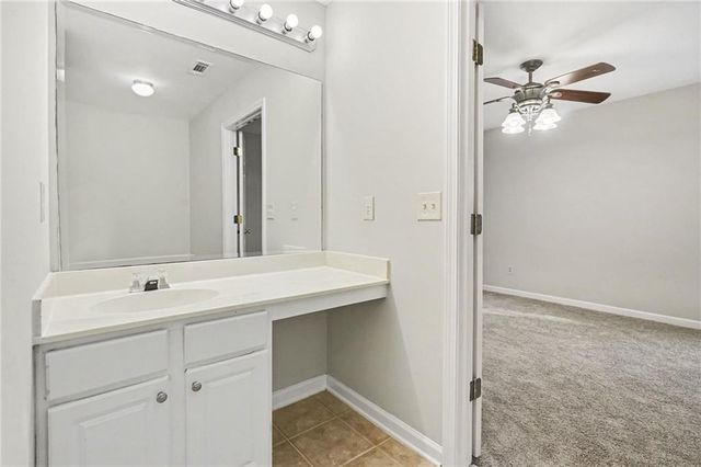 919 Abbey Park Way, Lawrenceville, GA 30044