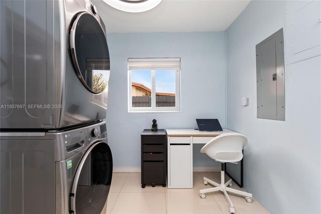 2670 SW 119th Ct, Miami, FL 33175