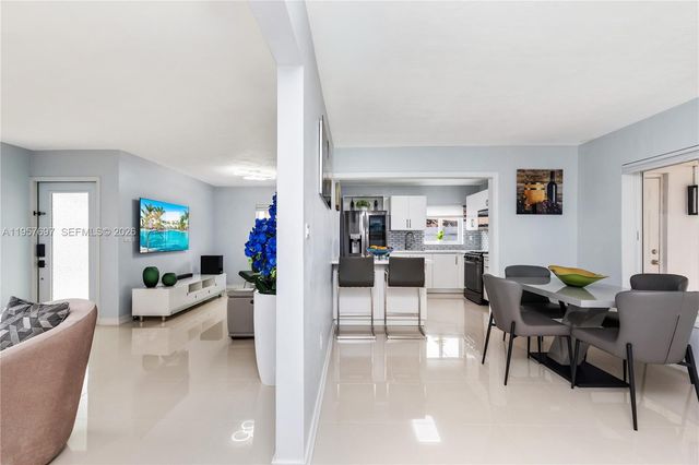 2670 SW 119th Ct, Miami, FL 33175