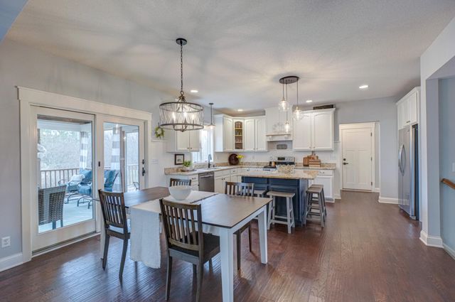 5264 Linden Trail N, Lake Elmo, MN 55042