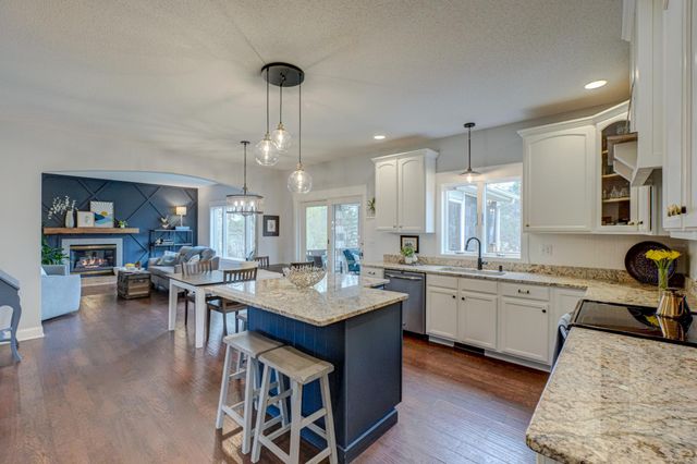 5264 Linden Trail N, Lake Elmo, MN 55042