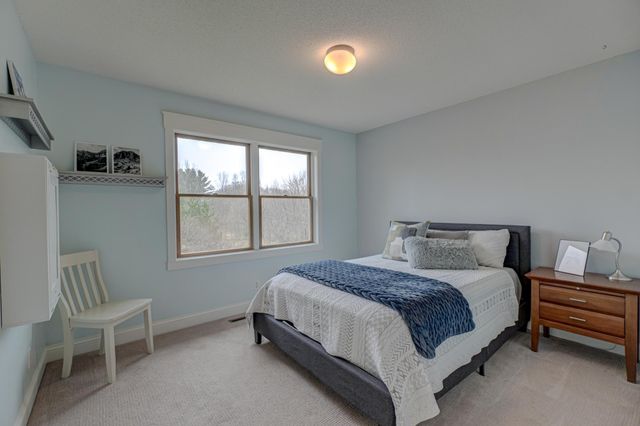 5264 Linden Trail N, Lake Elmo, MN 55042