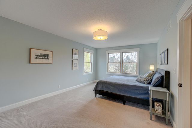 5264 Linden Trail N, Lake Elmo, MN 55042