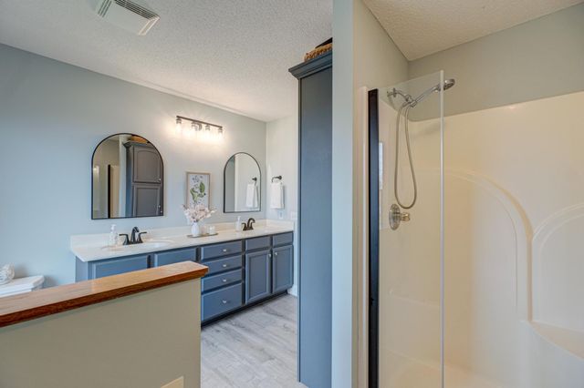 5264 Linden Trail N, Lake Elmo, MN 55042