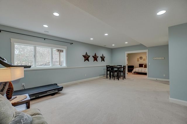 5264 Linden Trail N, Lake Elmo, MN 55042