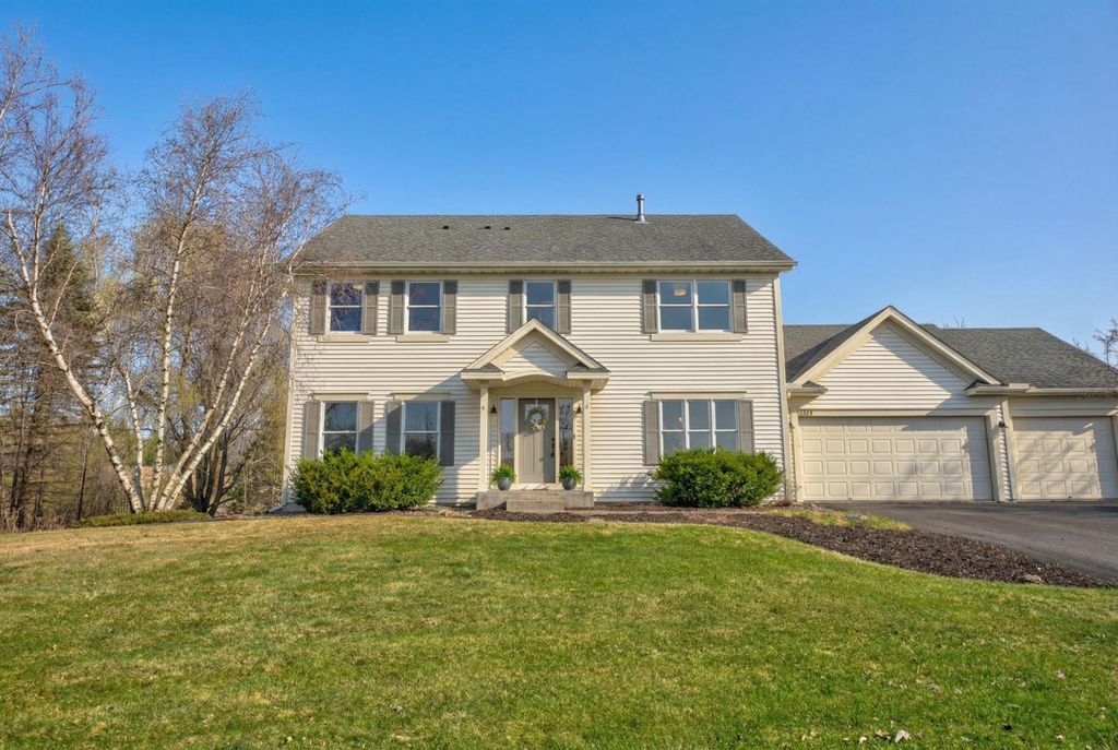 5264 Linden Trail N, Lake Elmo, MN 55042