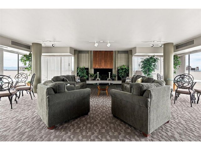 1223 Race St 303, Denver, CO 80206