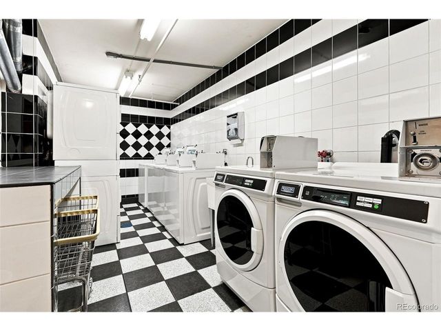 1223 Race St 303, Denver, CO 80206