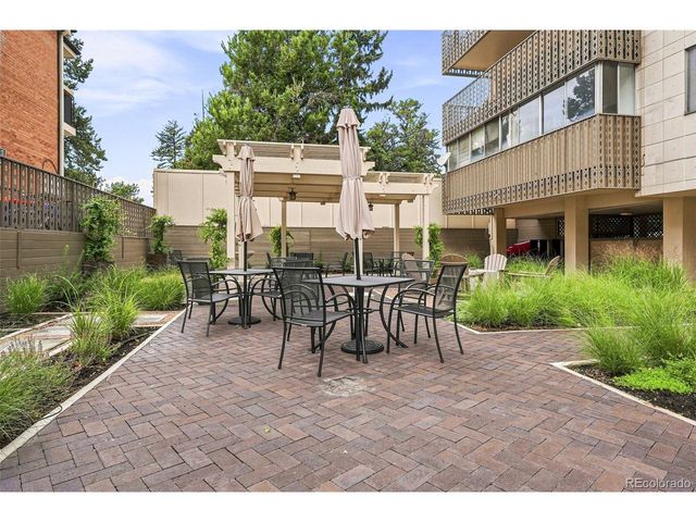 1223 Race St 303, Denver, CO 80206