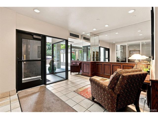 1223 Race St 303, Denver, CO 80206