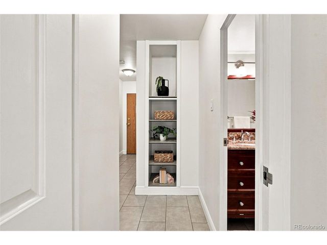 1223 Race St 303, Denver, CO 80206