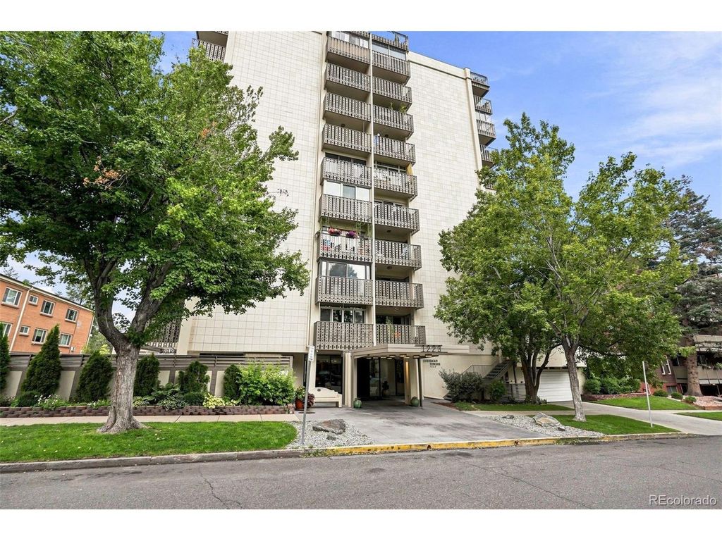 1223 Race St 303, Denver, CO 80206