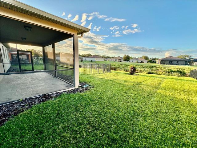 7318 61ST STREET E, Palmetto, FL 34221