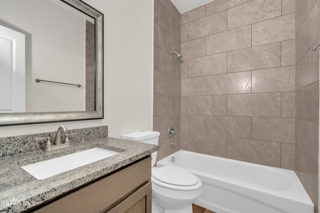 5937 RUIDOSO DOWNS Street, El Paso, TX 79932