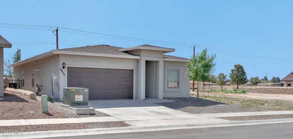 5937 RUIDOSO DOWNS Street, El Paso, TX 79932