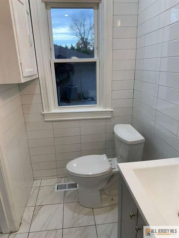 0-1072-107 Parkway Avenue, Ewing, NJ 08628